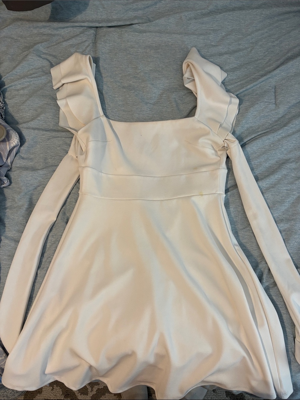 White mini dress - Picture 1 of 4